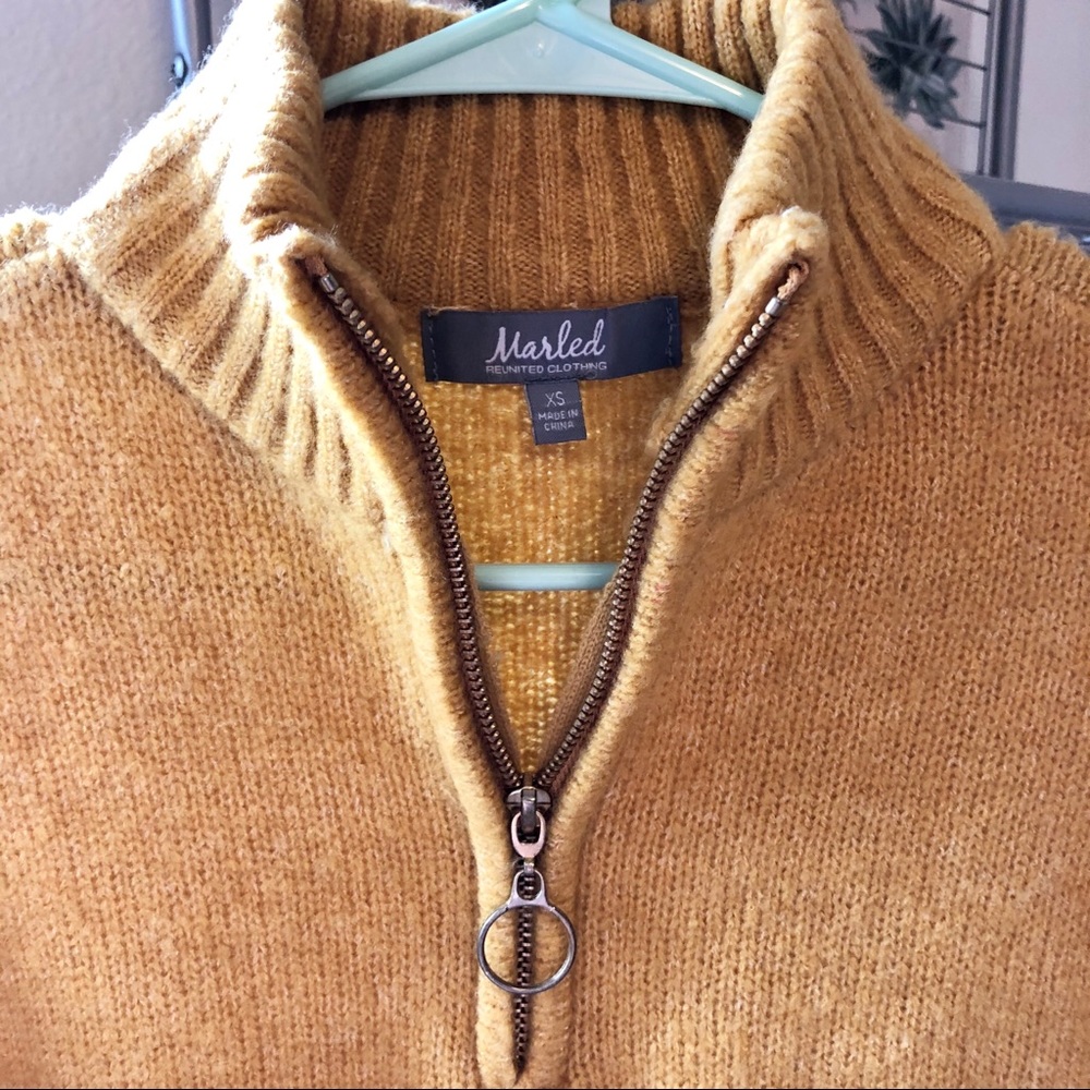 Mustard yellow sweater
